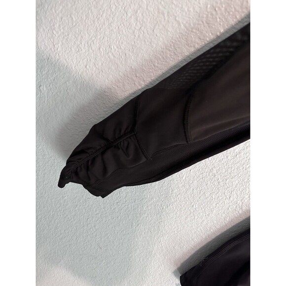 Lululemon Leggings Black Mesh‎ Pocket Pant 26” - Picture 5 of 7